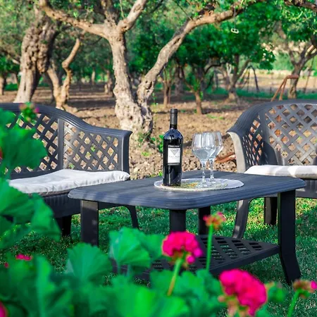 ⭑ ⭑ ⭑ ⭑ ⭑ Relax A - Nella Natura Villa Sciacca